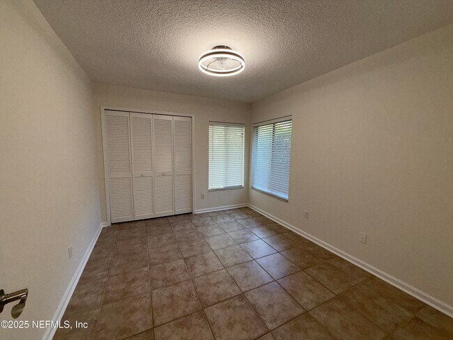 Building Photo - 47 Turtleback Trail