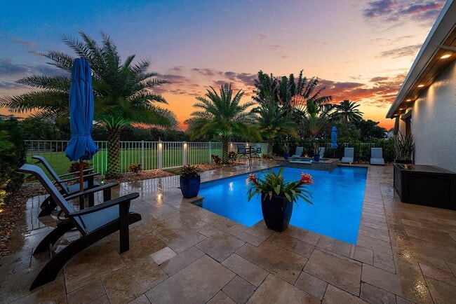 Building Photo - 494 Enfield Ct