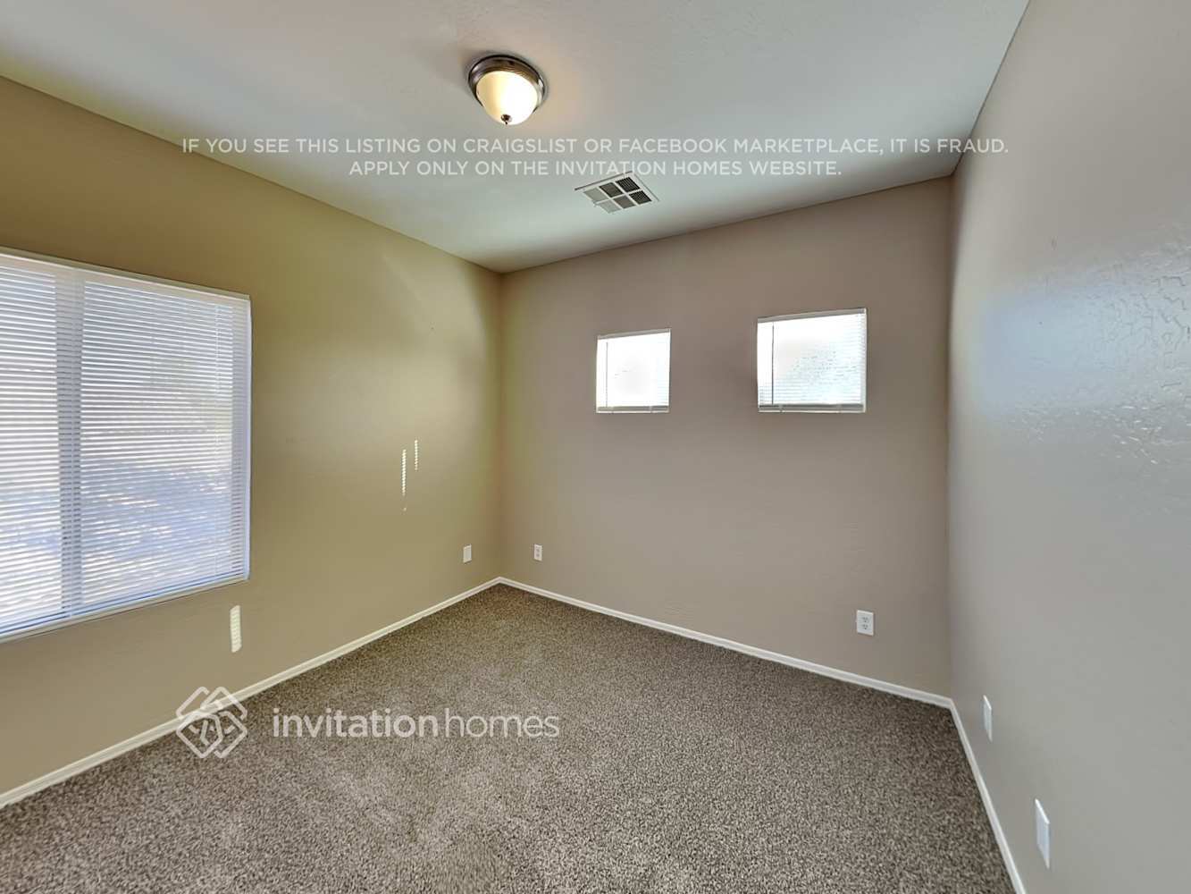 Building Photo - 3624 S 91st Dr