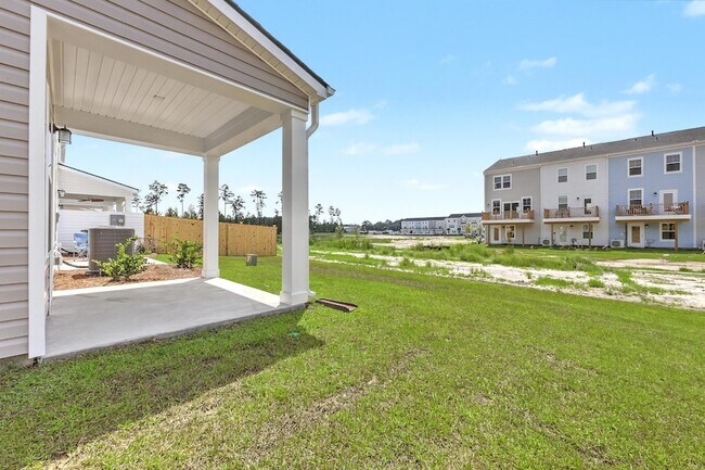 Building Photo - 762 Ridgley Dr