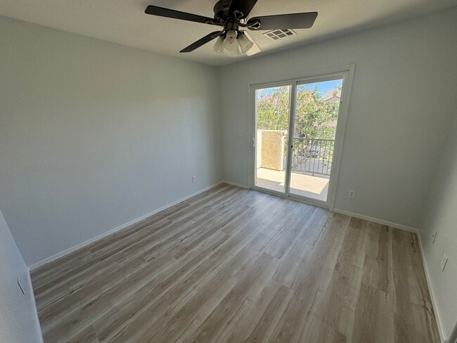 Building Photo - Charming 3 Bedroom, 3 Bathroom, 2-Story Ho...