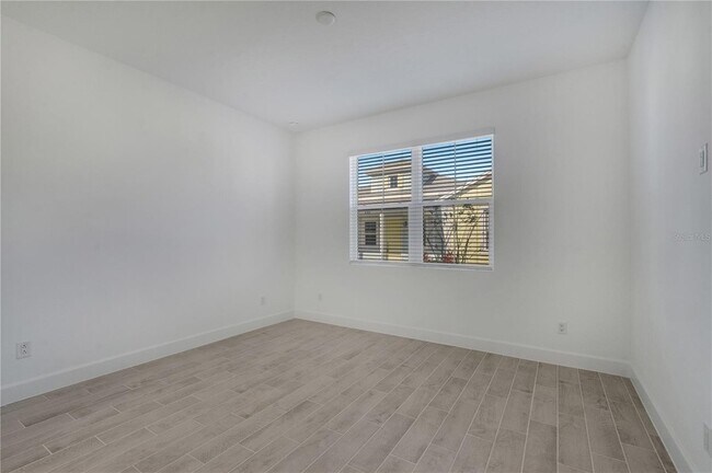 Building Photo - 520 Daiquiri Pl