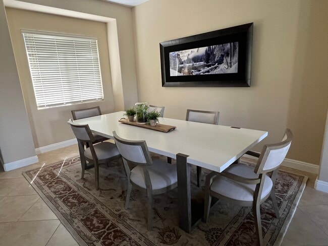 Building Photo - 1 Picasso Ct