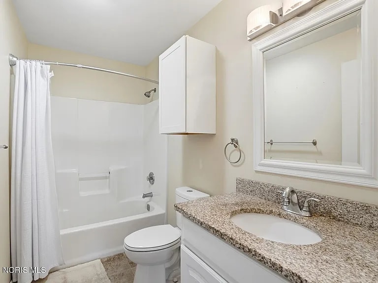 Building Photo - 711 Hart Ave