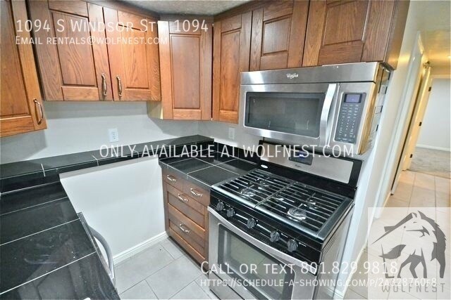 Building Photo - 1094 Windsor St