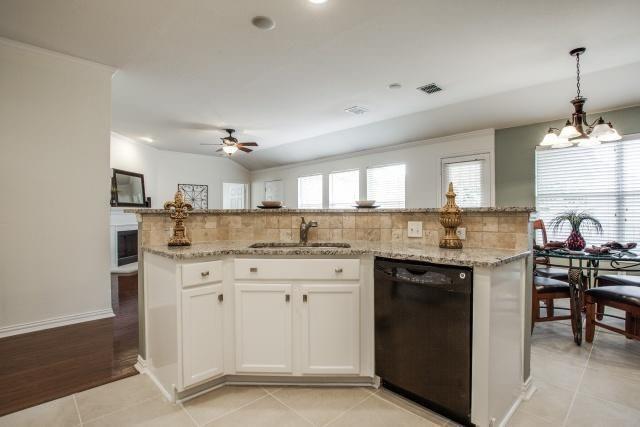 Building Photo - 8408 Brown Stone Ln