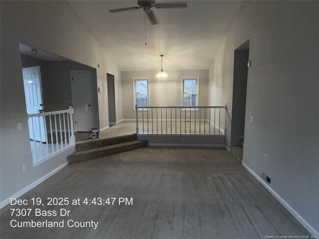 Building Photo - 7307 Bass Dr