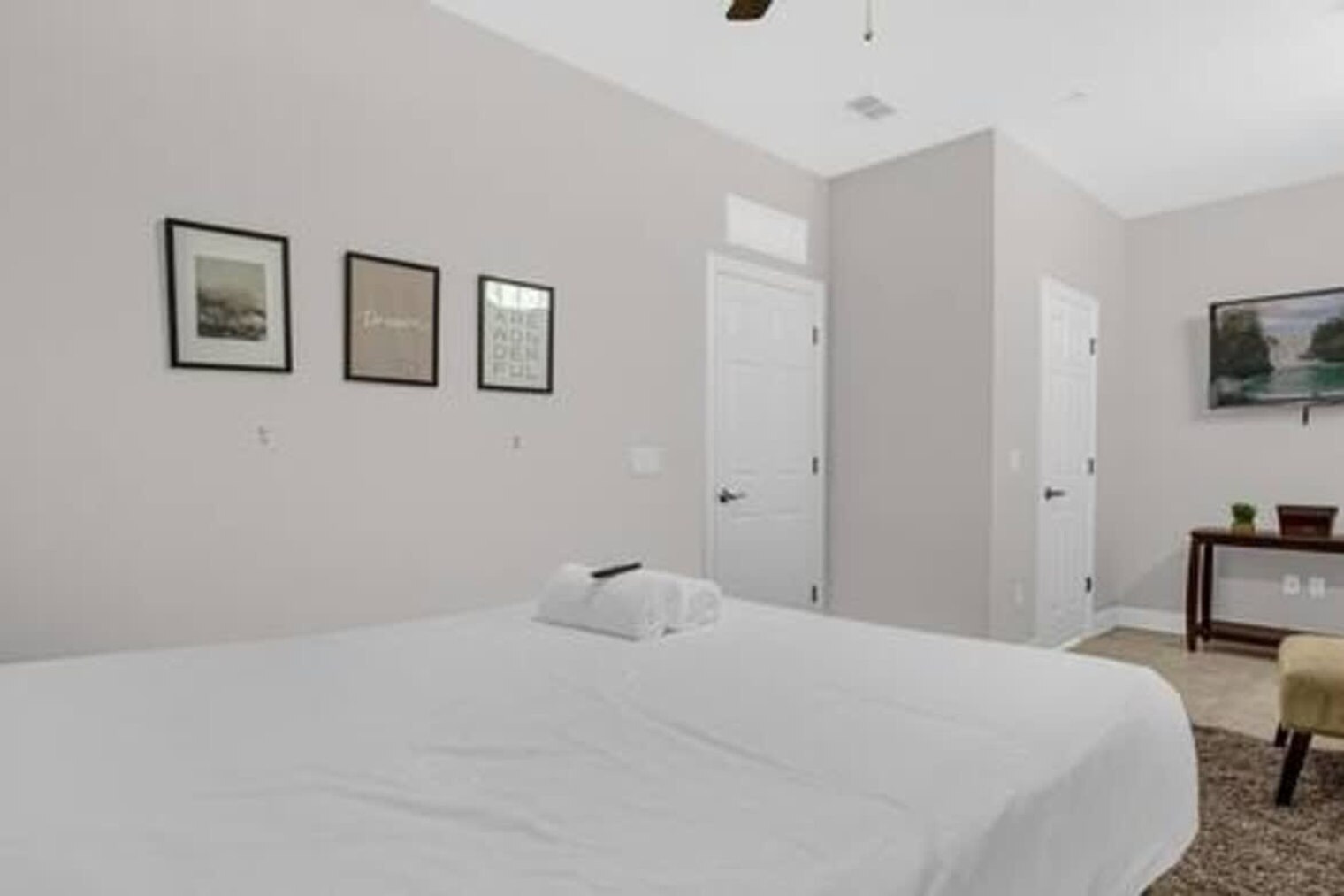 Building Photo - 14590 Damai Ln