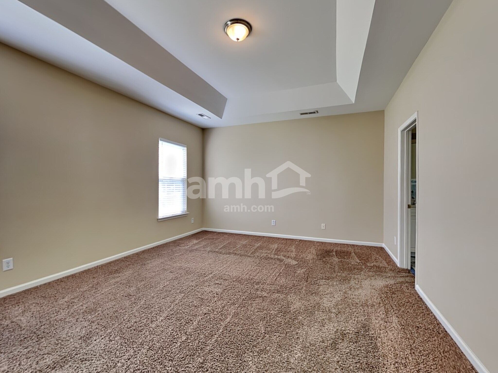 Building Photo - 7740 Desoto Dr