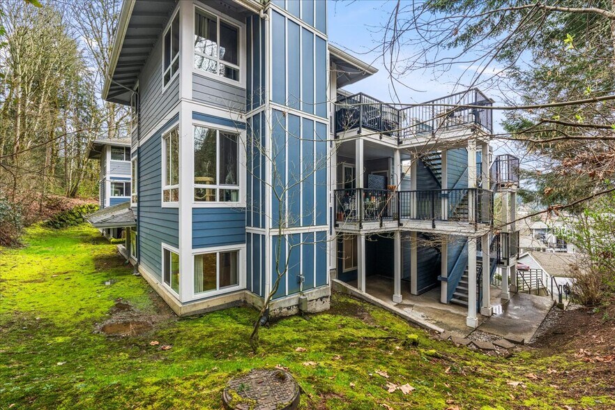 Building Photo - 3918 243rd Pl SE