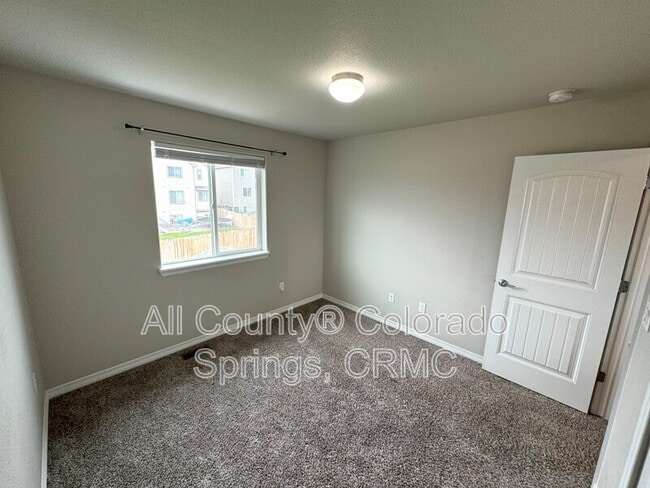 Building Photo - 10782 Yuba Dr