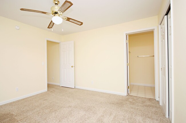 Building Photo - Pet-Friendly N.Albemarle Home on Over 2.5 ...