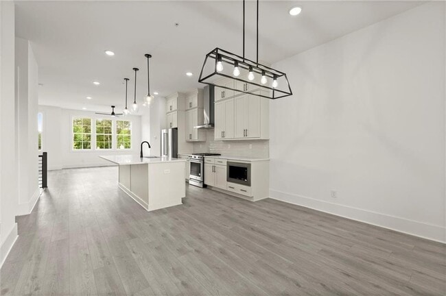 Building Photo - 673 soul Aly