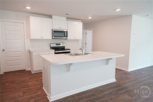 Building Photo - 139 Painted Lady Lp