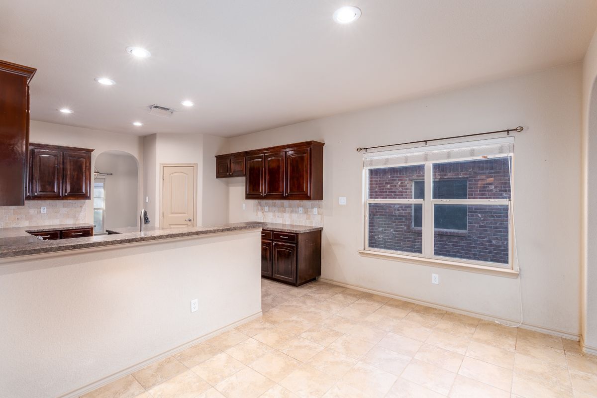 Building Photo - 4505 Shagbark Dr