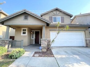 Building Photo - 1052 E Agate Ct