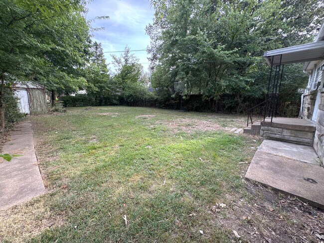Building Photo - 2708 Trimble St