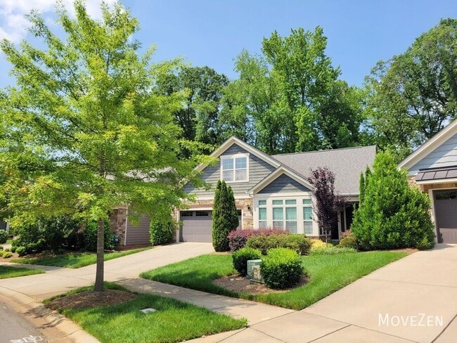 Building Photo - 8011 Parknoll Dr
