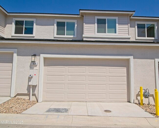 Building Photo - 1636 Prancer St