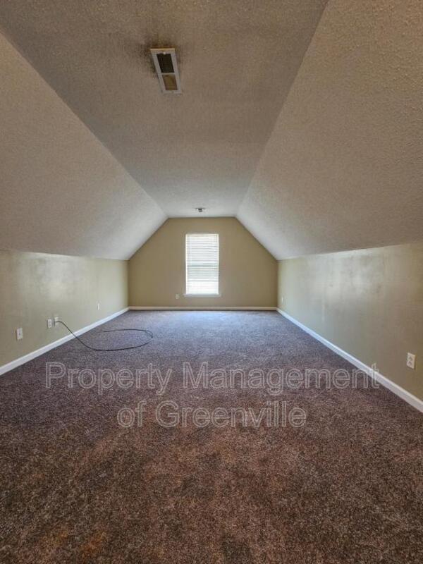 Building Photo - 406 Flanders Ct