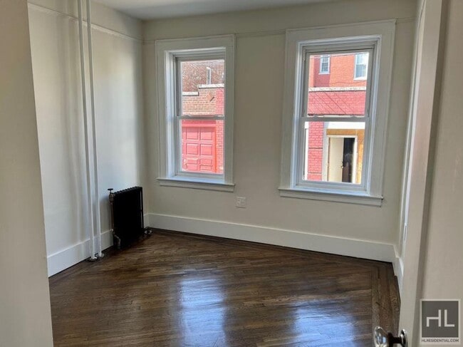 Building Photo - 4 bedroom in BROOKLYN NY 11207