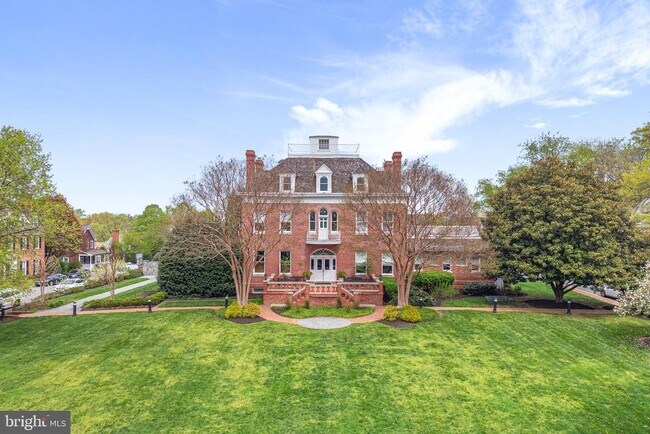 Building Photo - 631 Gatestone St