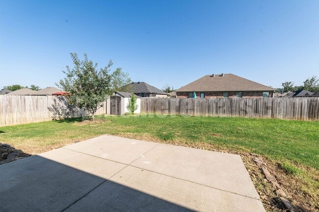 Building Photo - Great Neighborhood!