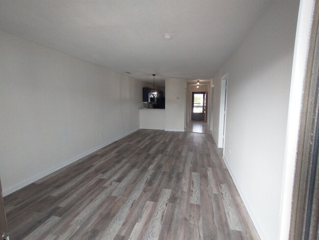 Building Photo - 7700 Porcher Dr