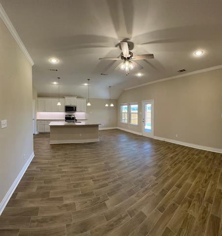 Building Photo - 905 Tippit Ln