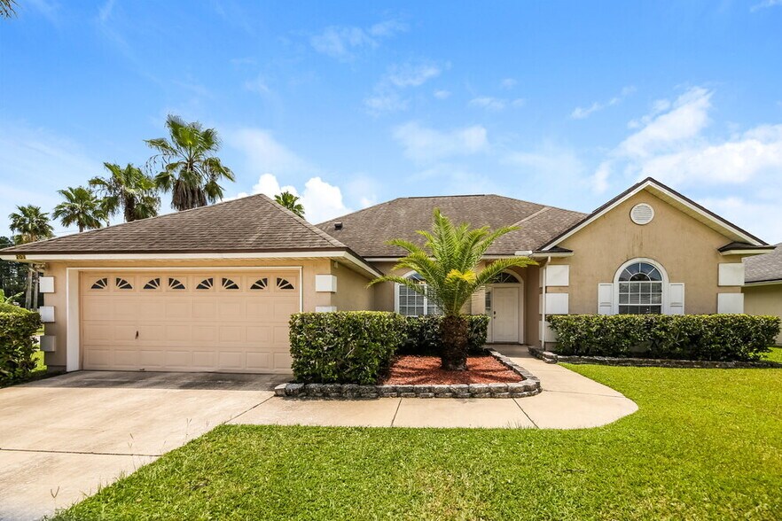 Primary Photo - 201 Carolina Jasmine Ln