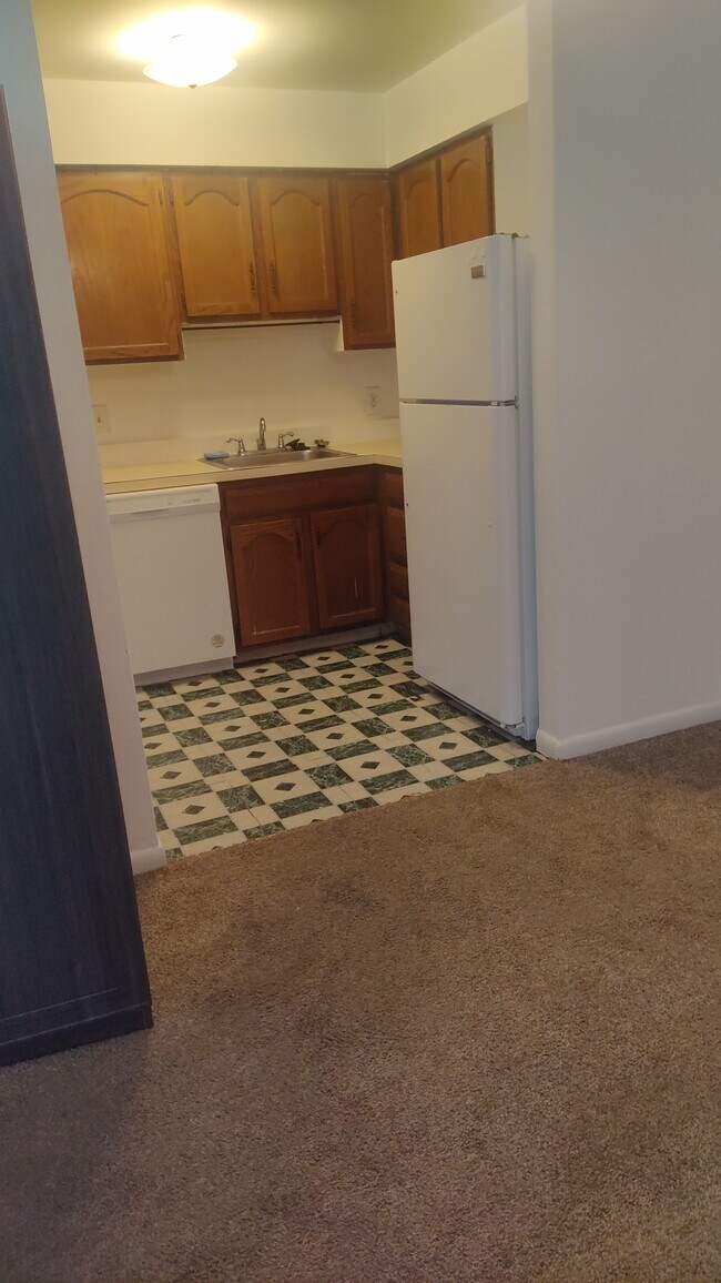 Primary Photo - 157 Parker Ave