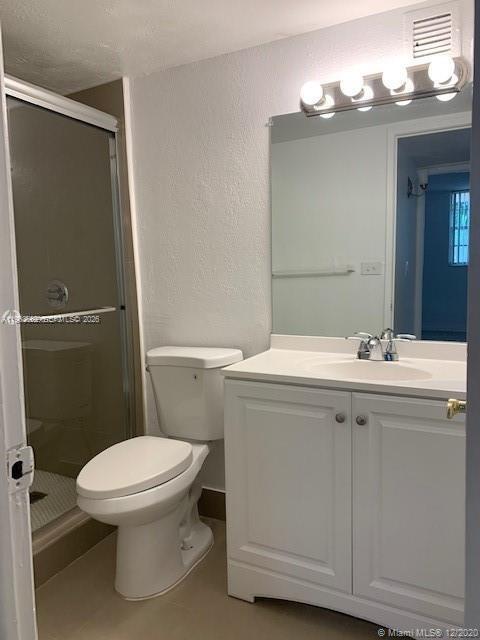 Building Photo - 801 NW 47th Ave