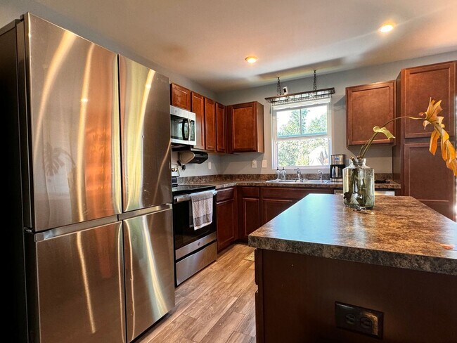 Building Photo - Close NGIC & Ruckersville area- Great two ...