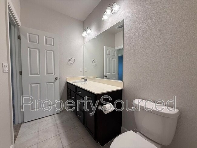 Building Photo - 1978 Memorial Ln