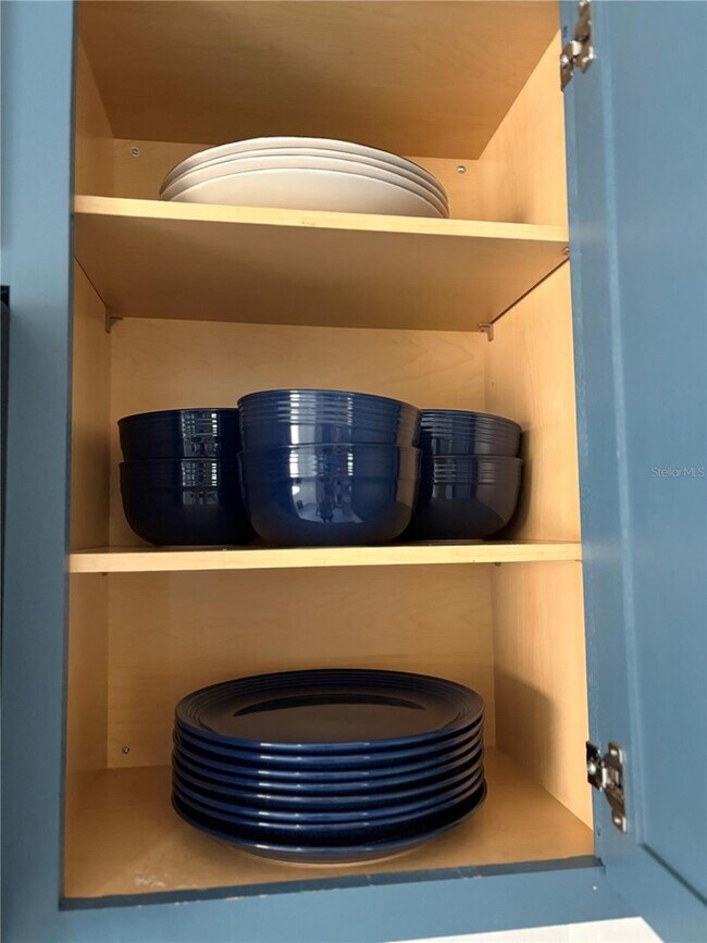 Building Photo - 893 Sandy Ridge Dr