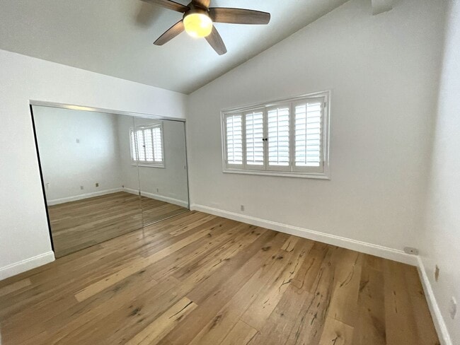 Building Photo - 4 bedroom updated West Torrance home