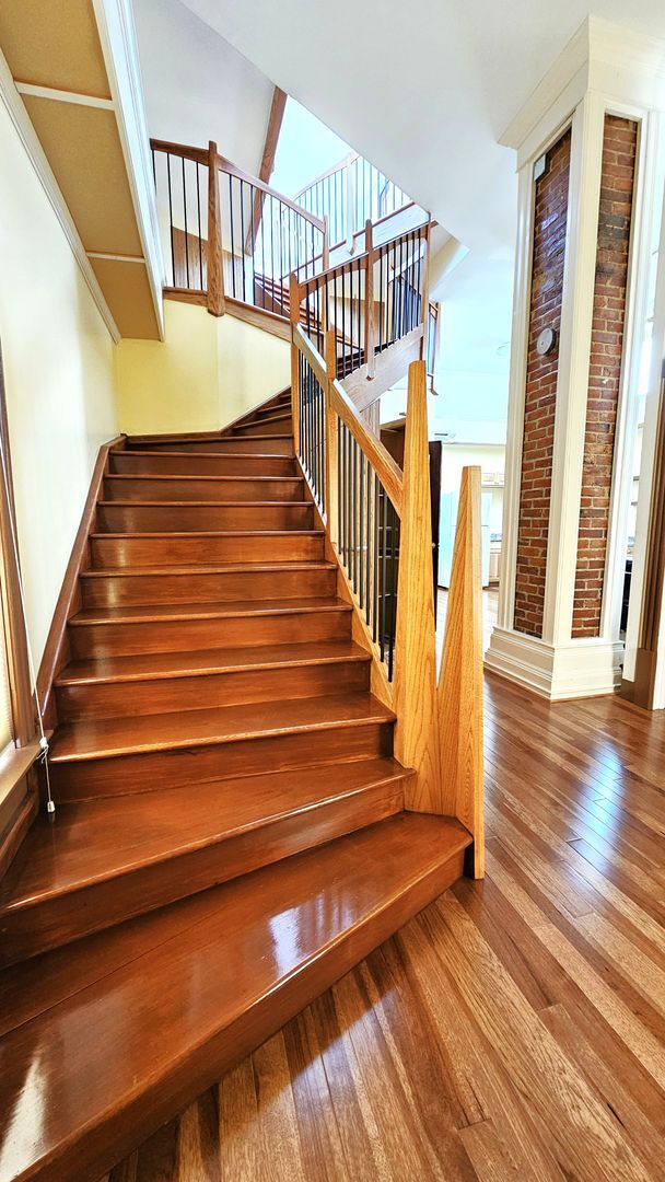 Building Photo - 141-141 N Champlain St