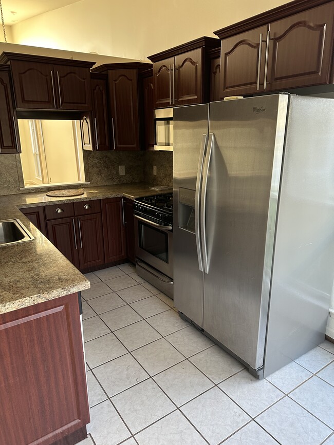 Building Photo - 745 Spring Lake Dr