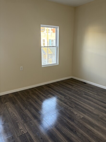 SECOND BEDROOM - 362 N Front St
