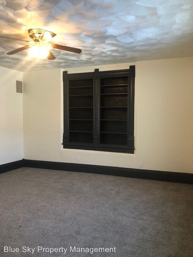 Building Photo - 2 br, 1 bath House - 440 W. 1ST NORTH