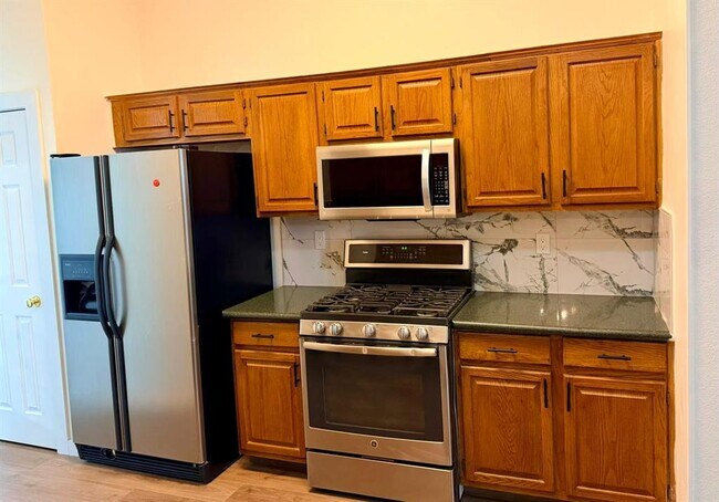 Building Photo - 1213 Bell Rock Cir