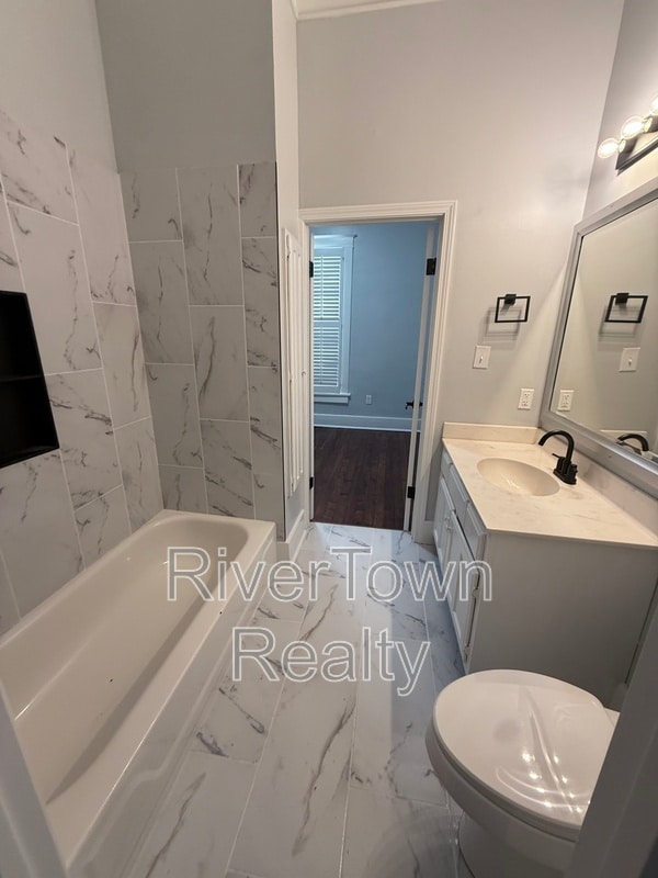 Building Photo - 2184 Cowden Ave