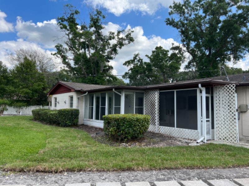 Building Photo - 615 W Pipkin Rd