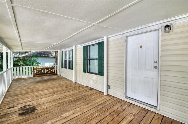 Building Photo - 136 Oyster Cir