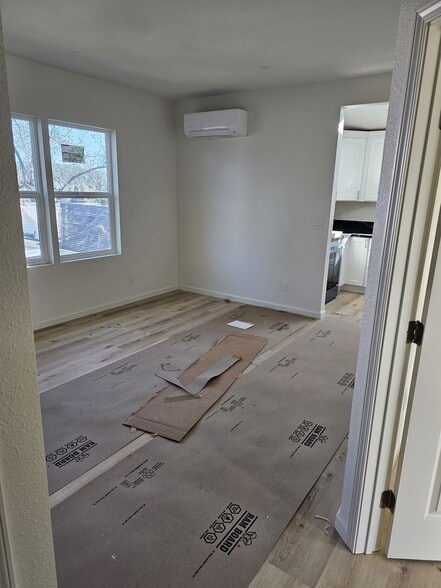 Building Photo - 439 Neal St