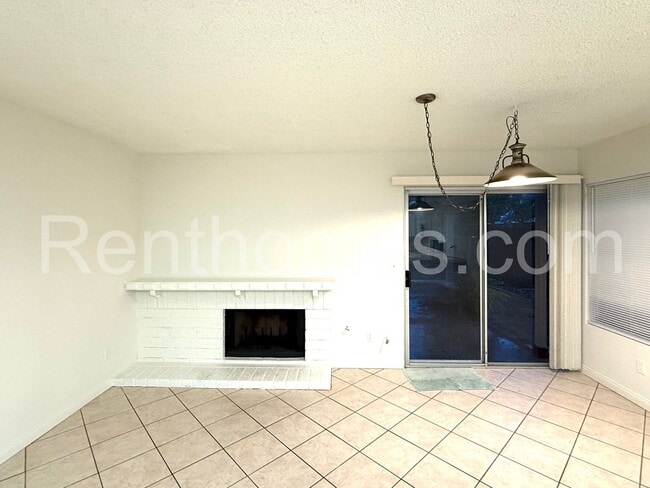 Building Photo - 9937 Dauntless St