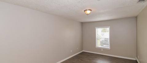 Building Photo - 1692 Mary Beth Dr