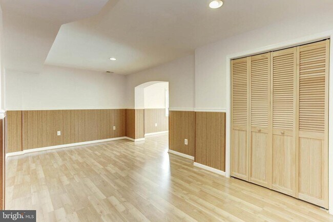 Building Photo - 11821 Charen Ln