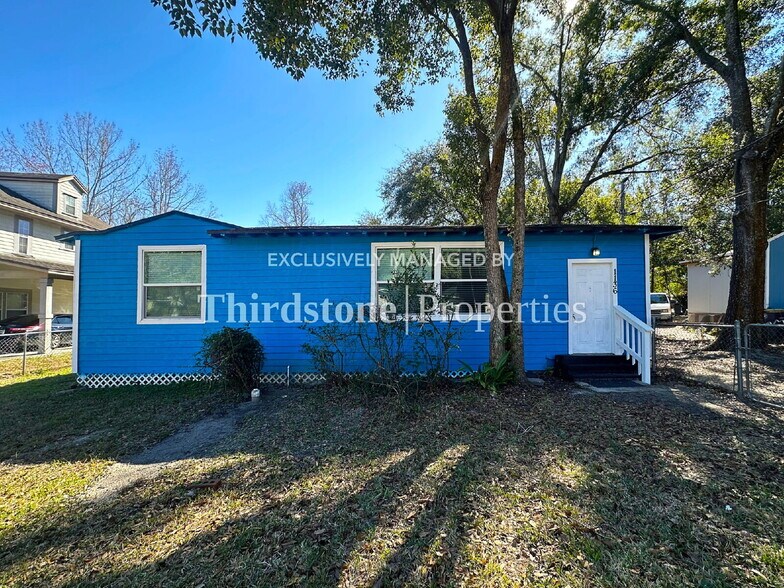 Building Photo - 1136 Maynard St