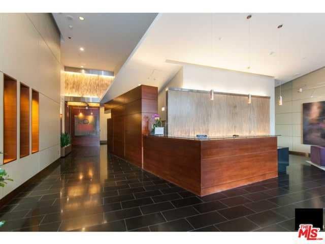 Building Photo - 1155 S Grand Ave